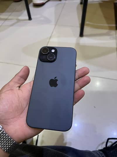 Apple iPhone 15