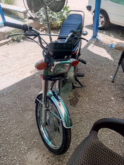 Honda 125 janwan condtion 2nd owner
