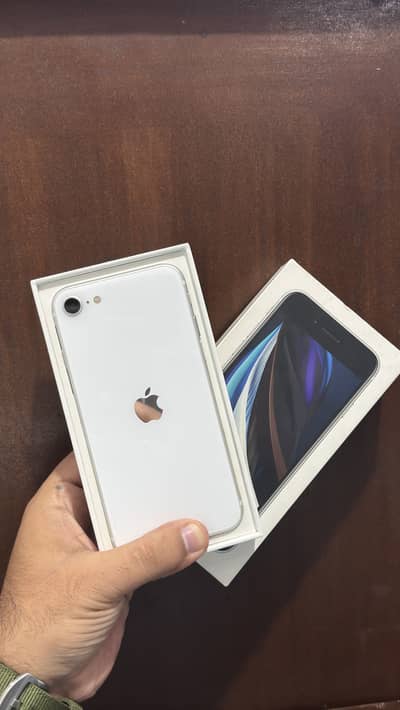 iPhone SE PTA
