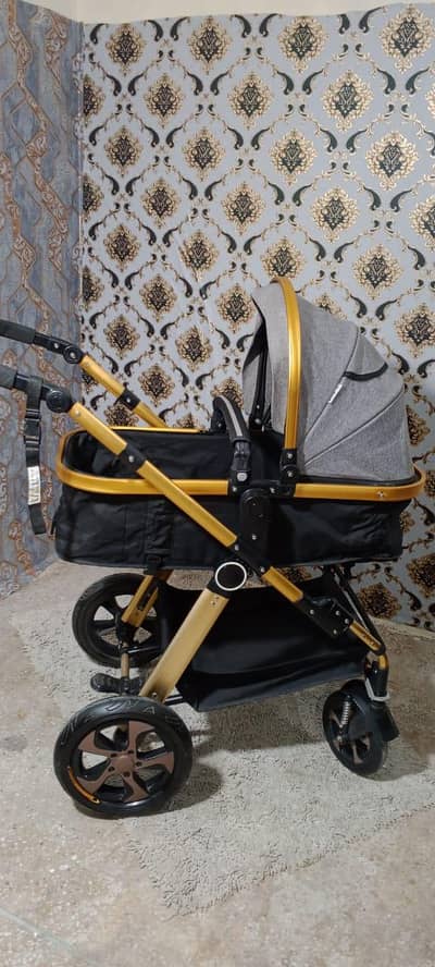 imported baby stroller,car seat baby changing table available for sale