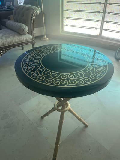 two coffee table+four chair