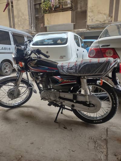 honda 125 model 2019 reg 20 head chamber seald biometric avaible