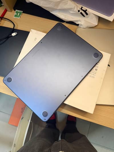 MACBOOK NEO 8+256