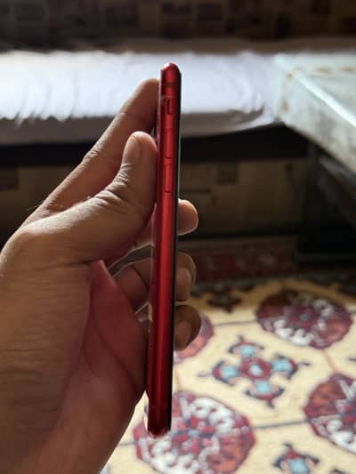 Apple iPhone SE