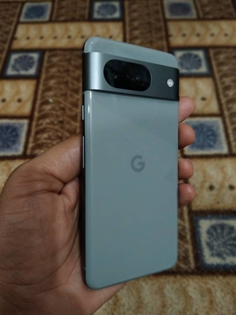 Google Pixel 8 0