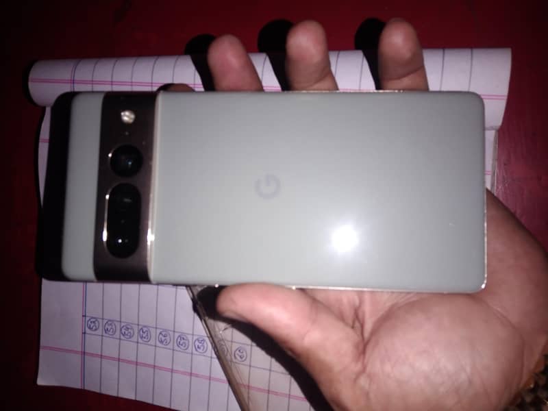 Google Pixel 7 Pro 2