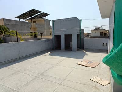 3 Storey House Each Floor 2 Bathroom 2 Bathroom Rent Value 114000 For Sale