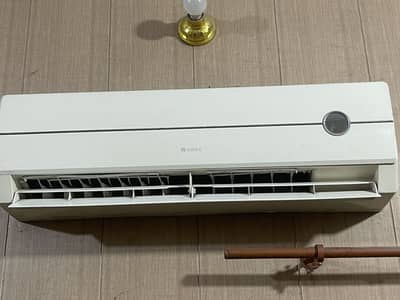 Gree 1.5 Ton Non Invertor AC