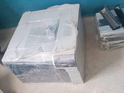 HP Color LaserJet CP5225