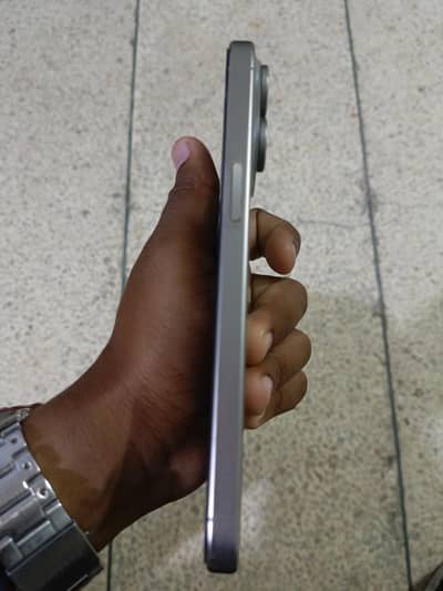 Apple iPhone 15 Pro Max – 10/10 Condition | Factory Unlocked