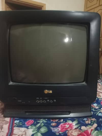 LG tv for sale