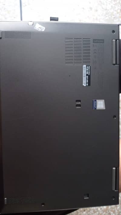 Lenovo Thinkpad i5 7th Gen, 8 GB Ram 128 SSD with Orginal Charger