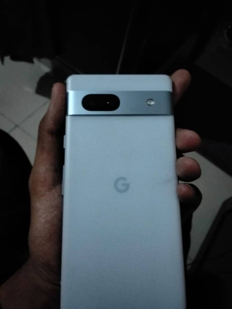google pixel 7a 4
