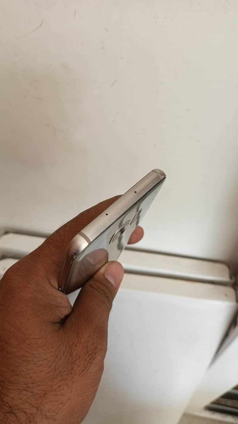 s7 edge 4
