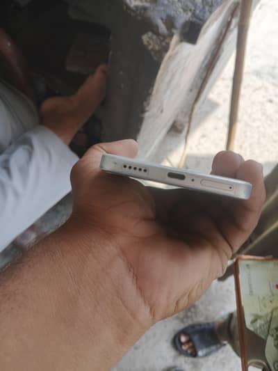 Vivo Y400
