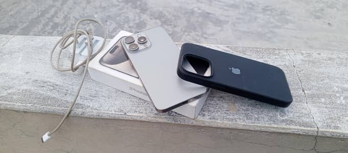 Apple iPhone 15 Pro Max
