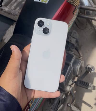 Apple iPhone 15