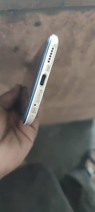 Vivo Y51