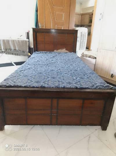 2 Wooden Single Bed ( Used )