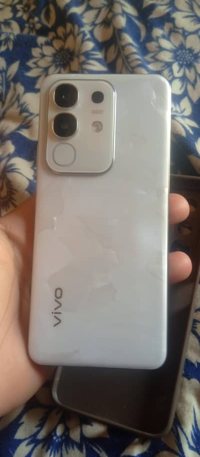 Vivo Y29