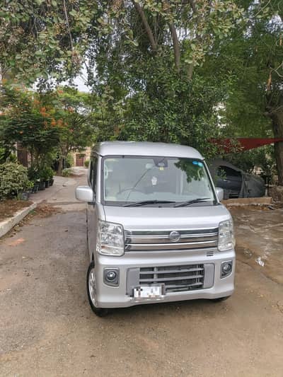 Nissan Clipper 2022