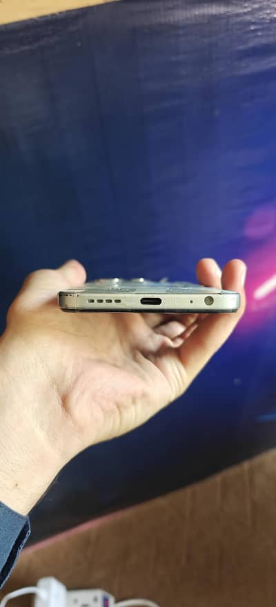 infinx hot 50i 6+6/128 only pannel change houa hy