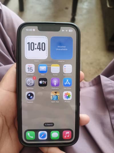 Apple iPhone 13