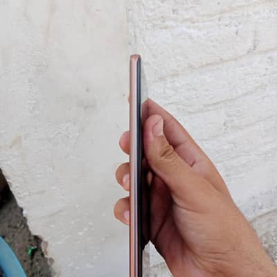 Vivo V40e