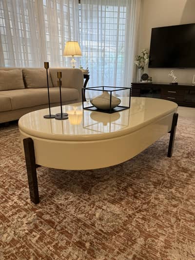 Coffee Table - Center Table - For Sale