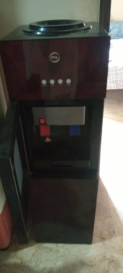 PEL Water Dispenser