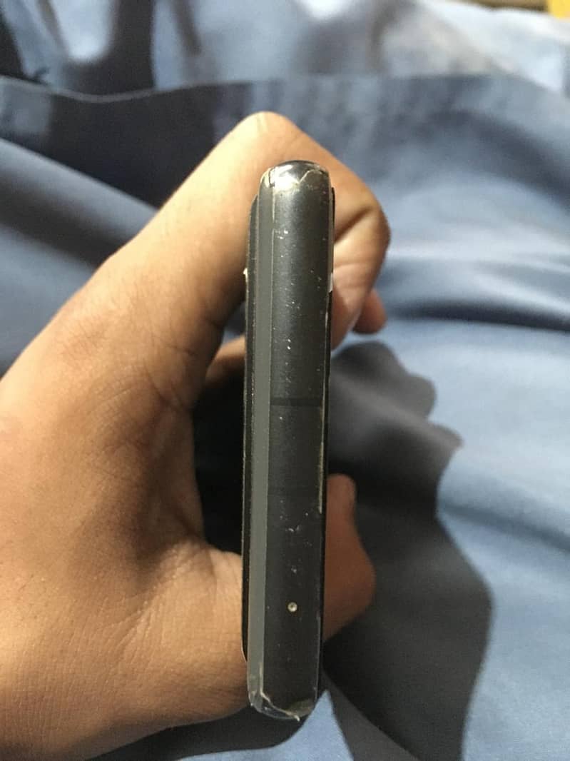 Google Pixel 7a 3
