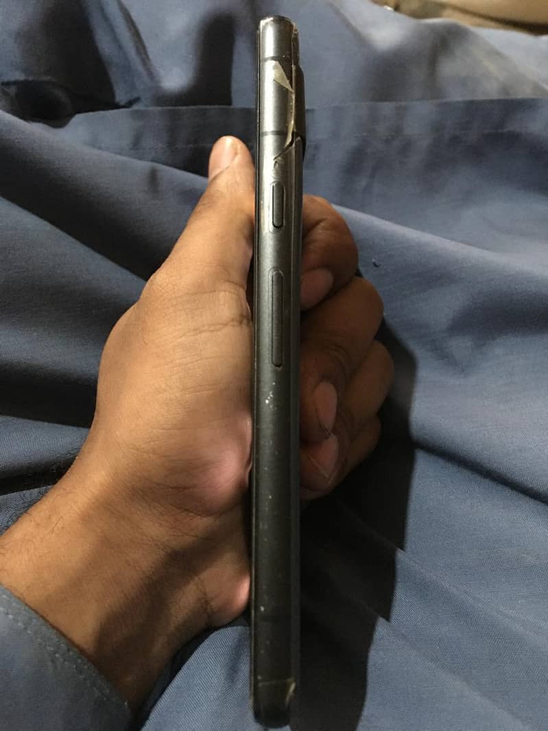 Google Pixel 7a 5