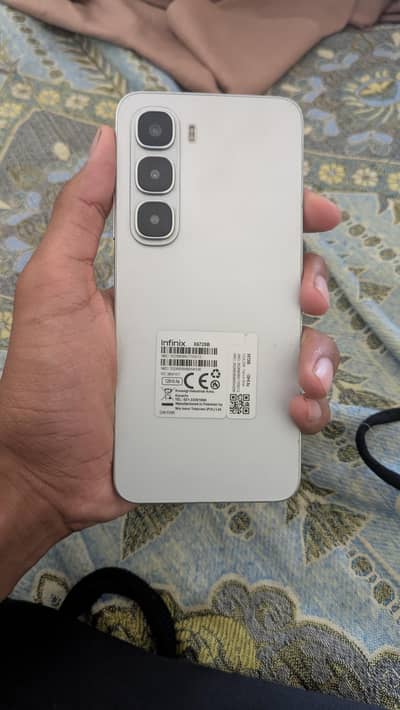 Infinix Hot 60