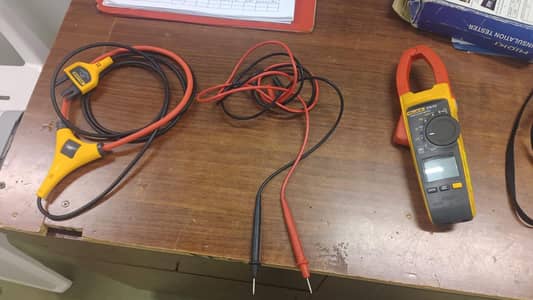 fluk 376 FC clamp meter