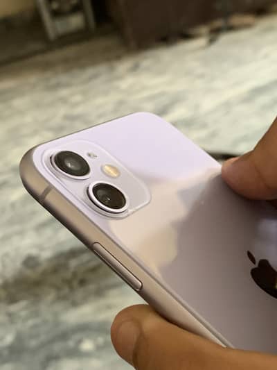 Apple iPhone 11