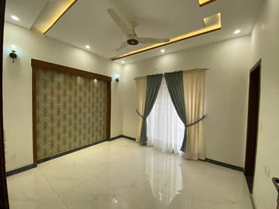 10 Marla Upper Portion Available For Rent / Couple/ Female Bechler