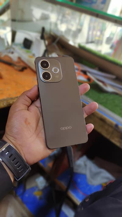 OPPO A5 Pro 8+8 . . 128