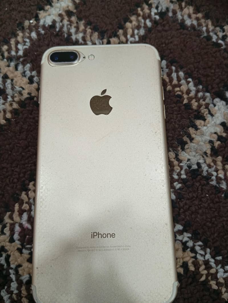 Apple iPhone 7 Plus 1