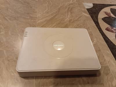 HIKVISION 7116 HGHIE1 (URGENT SALE)