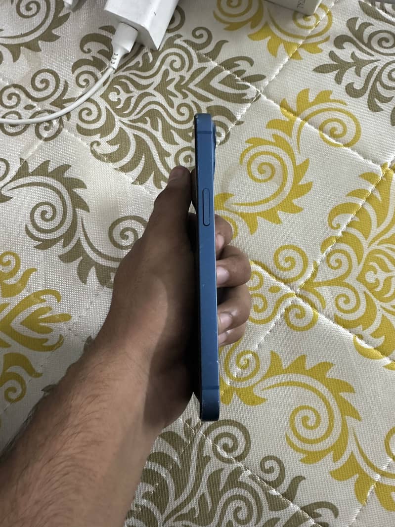 Iphone 13 2