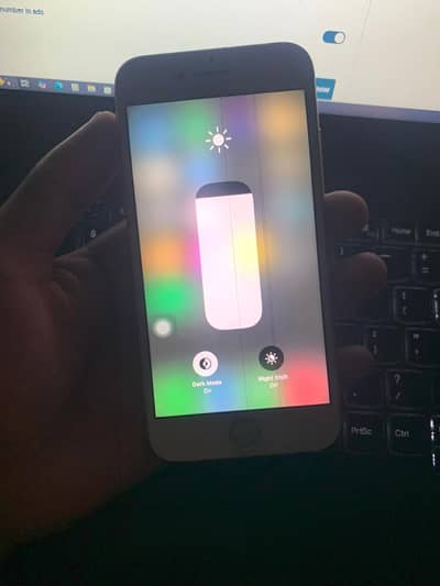 Apple iPhone 7