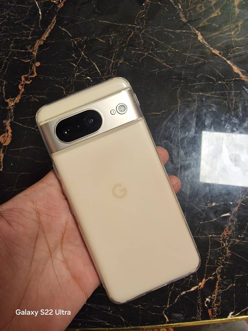 Google Pixel 8 3