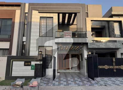 5 Marla Ultra Advance Modern Smart Features Designer Brand New House Available For Sale Meeting With Direct Owner