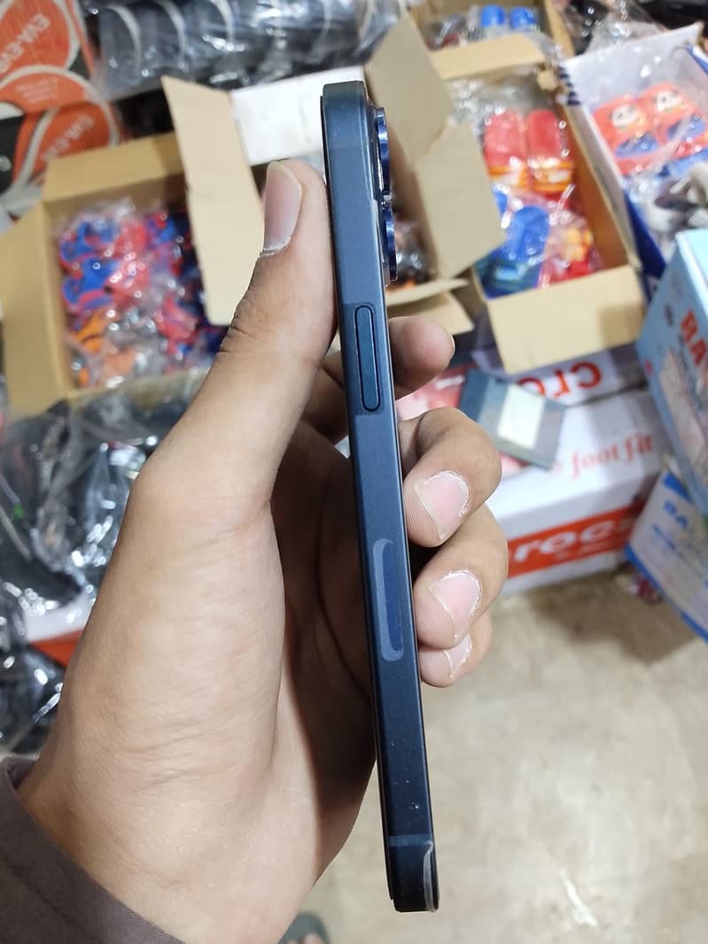 iphone 13jv 1