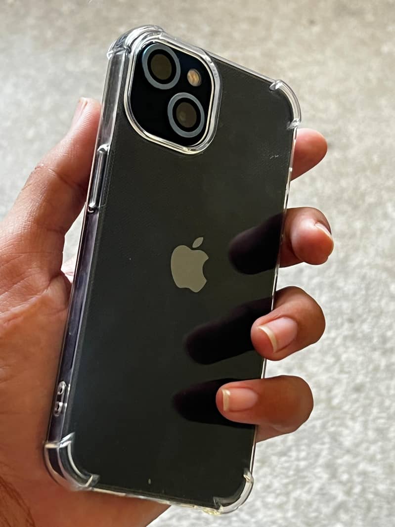 Apple iPhone 13 1