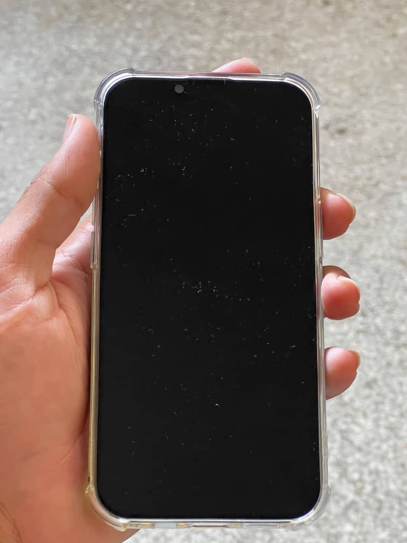 Apple iPhone 13 6