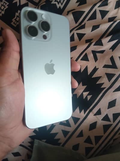 Apple iPhone 15 Pro Max