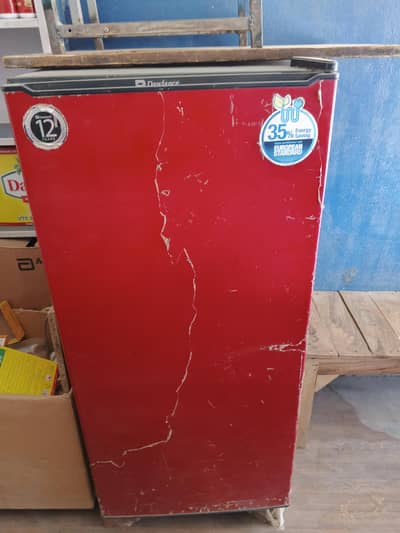 Mini fridge downlance
