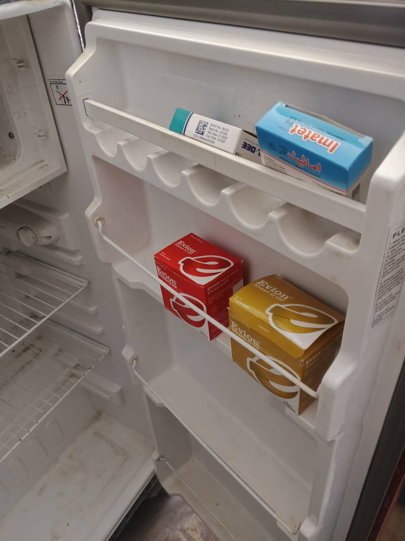 Mini fridge downlance 1