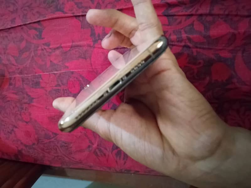 Mobile 3